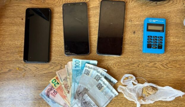 Polícia Militar efetua prisão de mulher de 34 anos por tráfico de drogas em Campo Alegre de Goiás