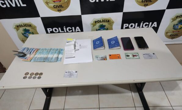 Polícia Civil de Orizona prende em flagrante quatro integrantes de associação criminosa destinada à prática de estelionatos para recebimento de benefícios sociais