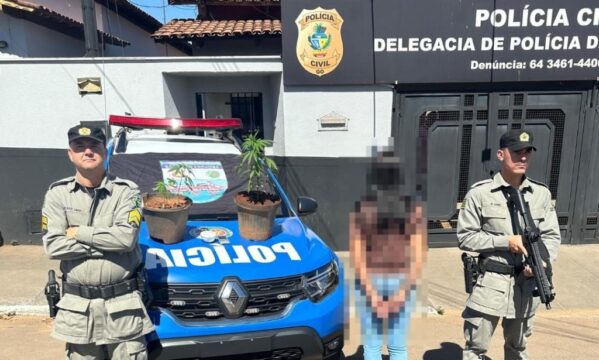 Pires do Rio: Operação Força Total do 11⁰ BPM combate crime de posse de drogas 