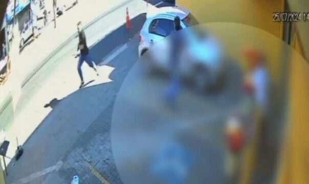 VÍDEO: Tentativa de assalto em loja de celulares termina com dois criminosos baleados em Uberlândia