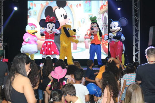 Grandioso show de encerramento da Expo Kids 2024 agita último dia da 44ª Exposição Agropecuária de Catalão