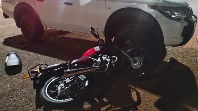 Passageira de motocicleta fica ferida em acidente no bairro Santa Terezinha, em Catalão