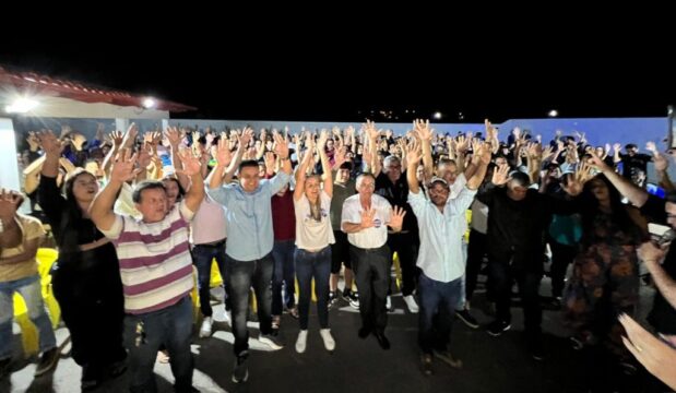 Michelle Campos é lançada candidata a prefeita de Davinópolis em convenção do PSB e PSD