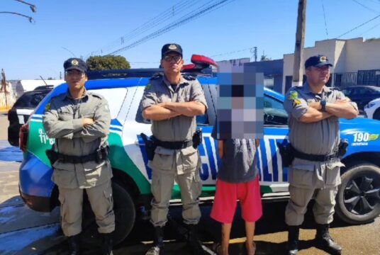 Polícia Militar prende suspeita de roubo a idoso em Pires do Rio