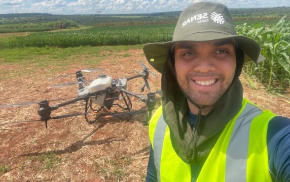 "Drone: A tecnologia que transforma o campo", por Gabriel Peixoto