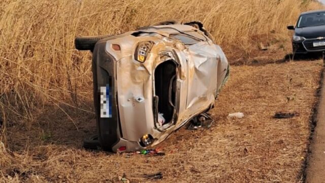 Grave acidente na GO-330 envolvendo dois veículos deixa ao menos oito feridos em Ipameri, Goiás