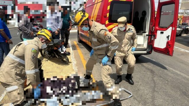 Homem fica ferido após colisão entre carro e moto no bairro São João, em Catalão
