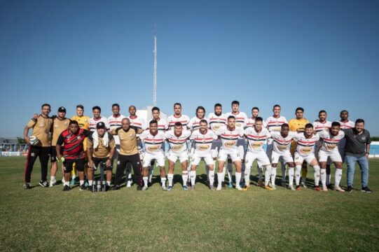 Com acesso garantido, Anápolis recebe hoje (8) o Maringá no primeiro duelo da semifinal da Série D