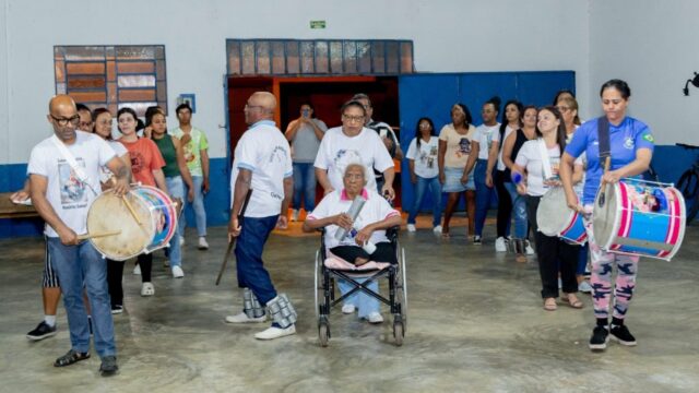 Festa do Rosário em Goiandira tem início com alvorada e congadas na rua – Por Lucas Machado