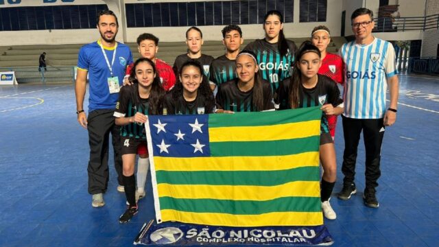 Equipe feminina de futsal do Colégio Estadual João Netto de Campos conquista 3º lugar no Campeonato Brasileiro de Futsal Escolar Sub-17