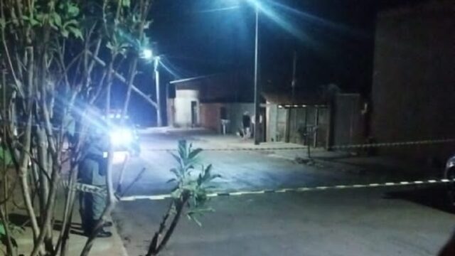 Crime bárbaro: Homem é morto a golpes de foice após desententimento em Orizona; suspeito está foragido