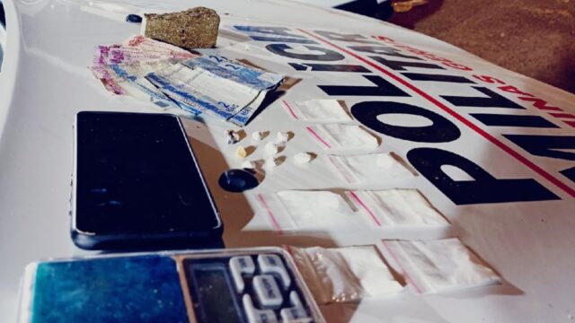 Polícia Militar apreende drogas e dinheiro em operação de combate ao tráfico em Araguari