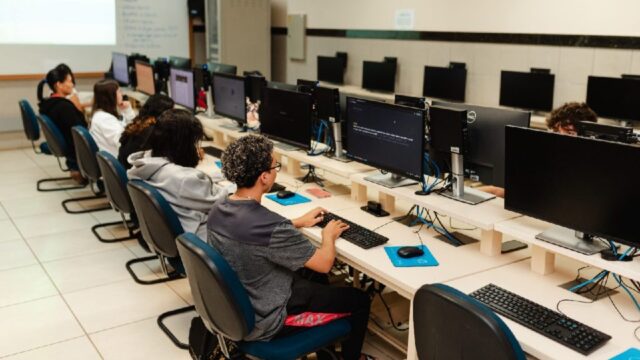 Profissionalização: Governo de Goiás abre 160 vagas em cursos gratuitos