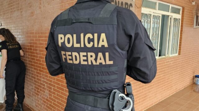 PF investiga fraudes em processos de aquisição e porte de arma de fogo em Catalão e outras cidades; uma pessoa é presa