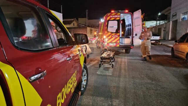 Homem fica gravemente ferido após atropelamento em Catalão; motorista foge sem prestar socorro