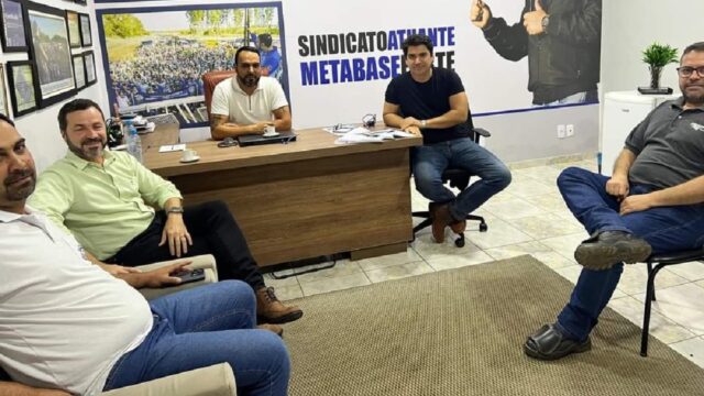 Presidente do Sindicato Metabase recebe visita do novo diretor da empresa Mosaic Fertilizantes