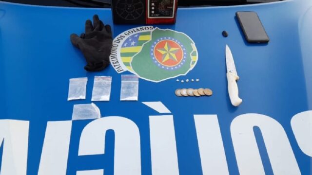 Homem é preso por tráfico de drogas no distrito de Santo Antônio do Rio Verde, em Catalão