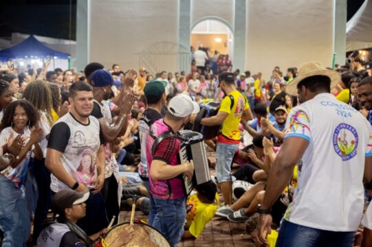 Celebração do Dia de Nossa Senhora do Rosário em Catalão emociona fiéis e marca união das congadas