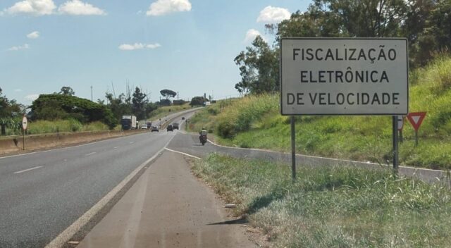 Eco050 inicia monitoramento com radares que aferem a velocidade média na BR-050