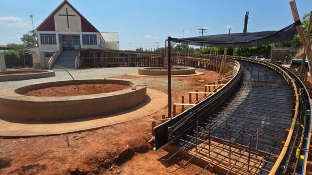 Prefeito Solimar Cardoso lidera revitalização da Praça da Matriz em Marzagão, com foco em acessibilidade e modernização