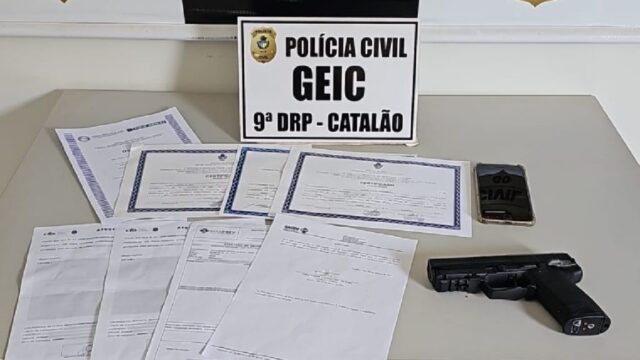 Polícia Civil de Catalão cumpre mandado de busca em investigação sobre falsificação de atestados e diplomas