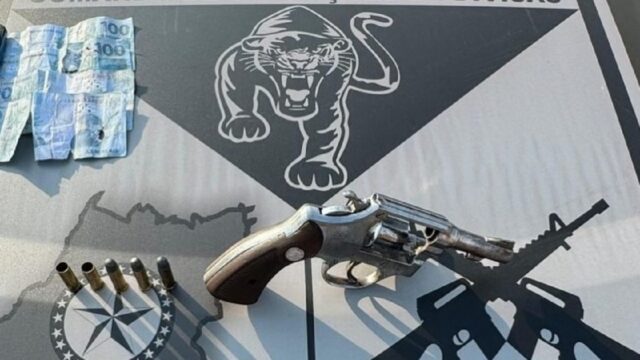 Homem é preso por porte ilegal de arma e cédulas falsificadas na BR-050, em Catalão
