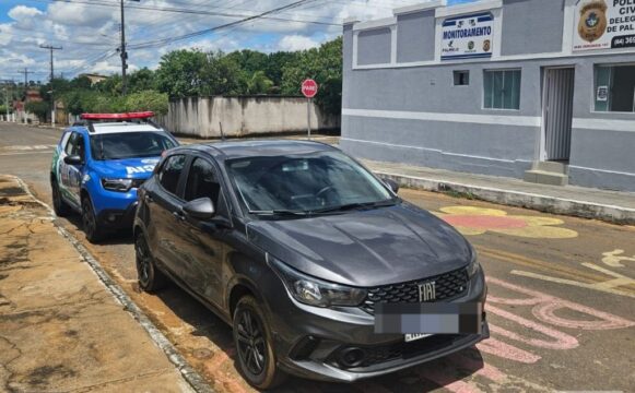 Veículo recuperado em operação da PM em Palmelo