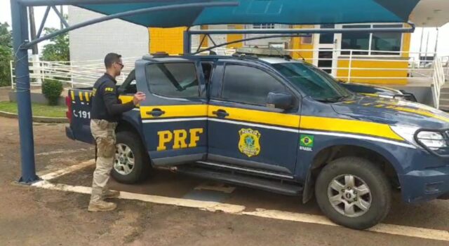 Motorista profissional é preso por mandado de prisão em aberto na BR 050, em Catalão