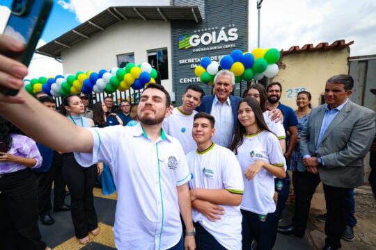Governador Ronaldo Caiado lança campanha de matrícula para 2025 e anuncia 40 mil novas vagas na rede estadual