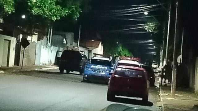 Suspeito dispara contra pessoas em estabelecimento comercial em Ouvidor