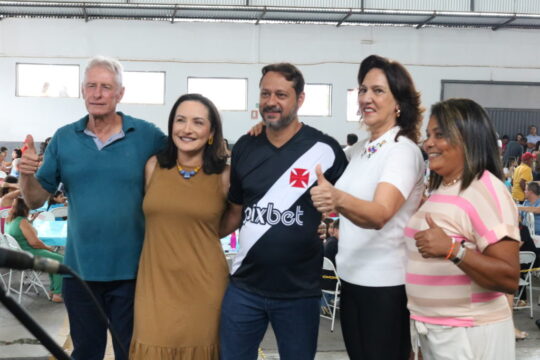 Cumari festeja a vitória de Rafael Meirelles e Marila Cândida