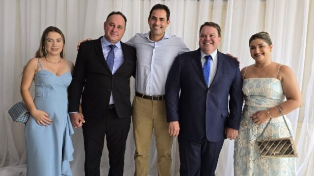 Wisner Araújo e Diogo Ferreira tomam posse como prefeito e vice de Corumbaíba; vereadores também assumem mandato 2025-2028