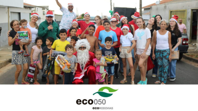Eco050 Rodovias participa da campanha 'Natal Feliz' do Zap Catalão com doações de brinquedos