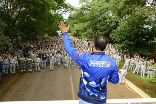 Trabalhadores da Cmoc rejeitam proposta e sindicato aprova movimento grevista