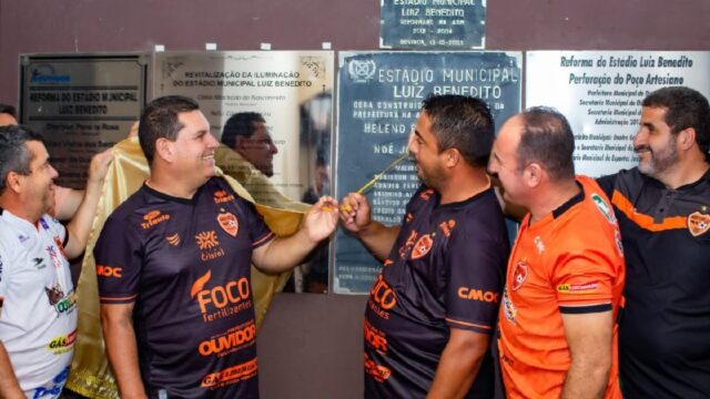 Prefeitura inaugura nova iluminação de LED no Estádio Luiz Benedito em Ouvidor