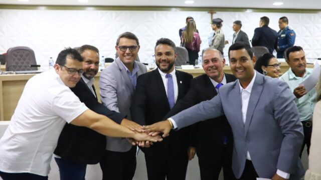 Vereadores de Ipameri são diplomados e apresentam chapa para a mesa diretora