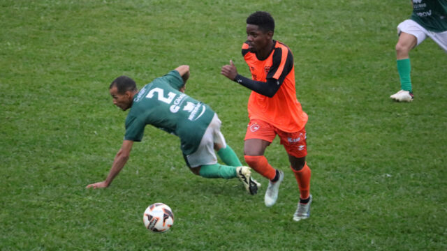 Abecat Ouvidorense goleia Olaria FC por 5 a 0 em amistoso preparatório para o Goianão 2025