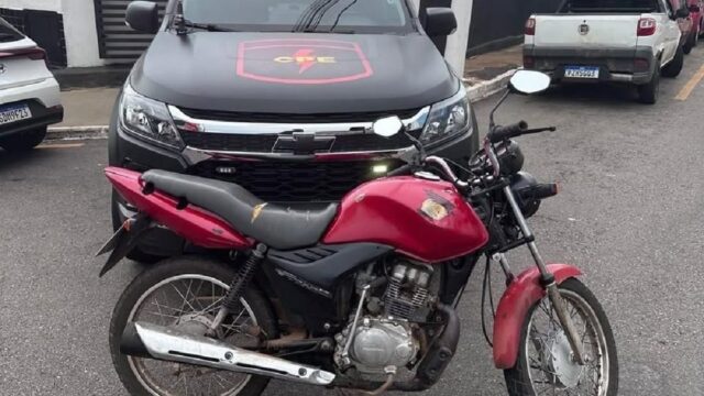 CPE apreende jovem com moto adulterada em Catalão