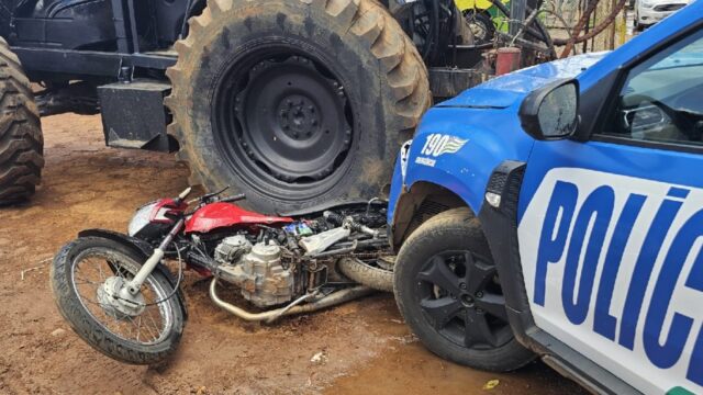 Motociclista foge de abordagem policial, provoca perseguição e causa acidente em Catalão