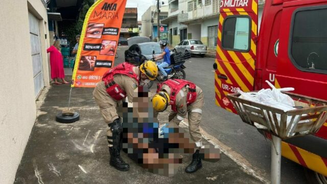 Homem de 30 anos fica ferido em queda de moto em Caldas Novas