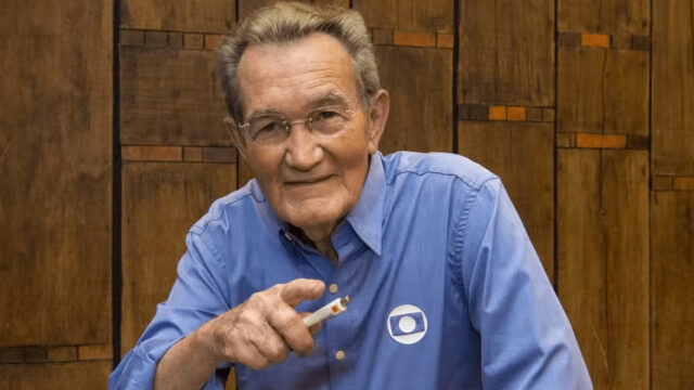 Léo Batista, a 'voz marcante' do jornalismo esportivo brasileiro, morre no Rio aos 92 anos
