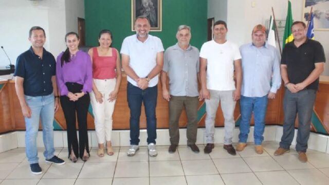 Projeto que prevê reajuste salarial de 7,5% para servidores públicos de Três Ranchos será votado hoje