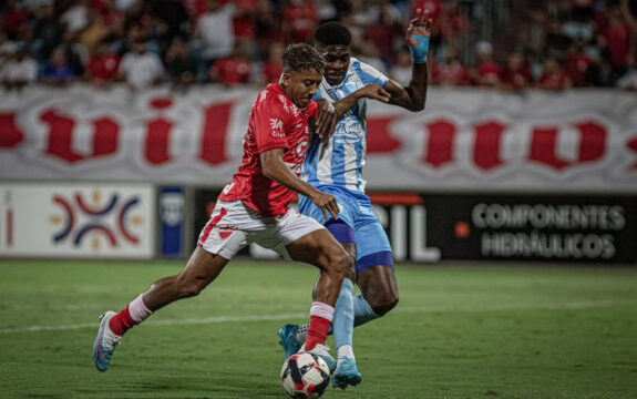 Crac segura o Vila Nova fora de casa, empata em 0 a 0 e segue invicto contra times da capital no Goianão 2025