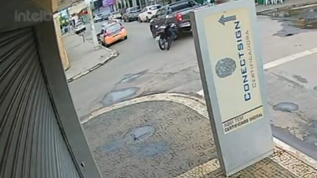 Motociclista sofre fraturas após colisão com caminhonete em Pires do Rio