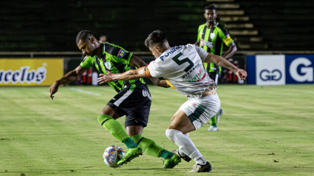 Uberlândia estreia com empate por 2 a 2 diante do América em jogo movimentado no Parque do Sabiá