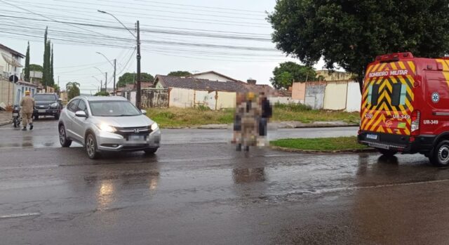Motociclista é atingido por carro em cruzamento na Vila Margon, em Catalão