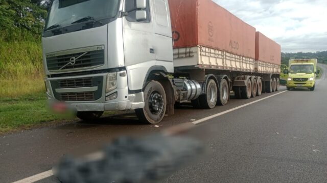Homem morre atropelado por caminhão na BR-050, em Cumari; Polícia Civil investigará o caso