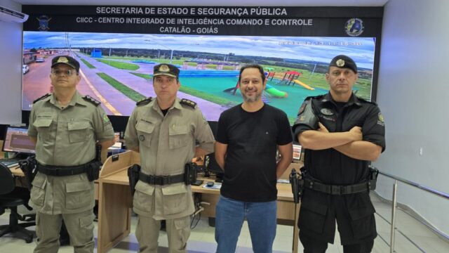 Prefeito de Cumari visita Centro Integrado de Inteligência do 9° Comando Regional da Polícia Militar em Catalão