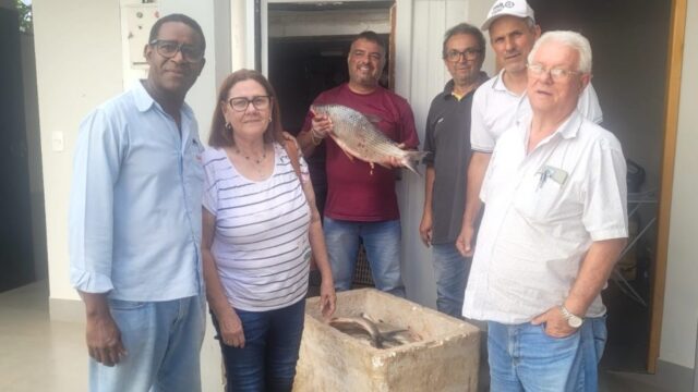 Peixes apreendidos em operação da PM são doados a entidades filantrópicas em Catalão