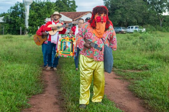 Folia de São Sebastião encerra com grande celebração na Comunidade Lemes, em Davinópolis (GO) – Por Lucas Machado